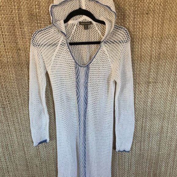 Tommy Bahamas swimsuit cover up - Picture 4 of 4